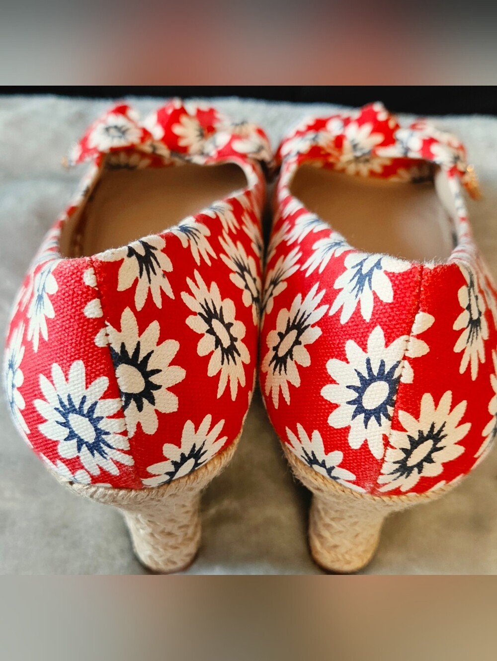 Tory Burch Red Daisy Espadrille Wedges with Navy Centers and Bow - Picture 5 of 6